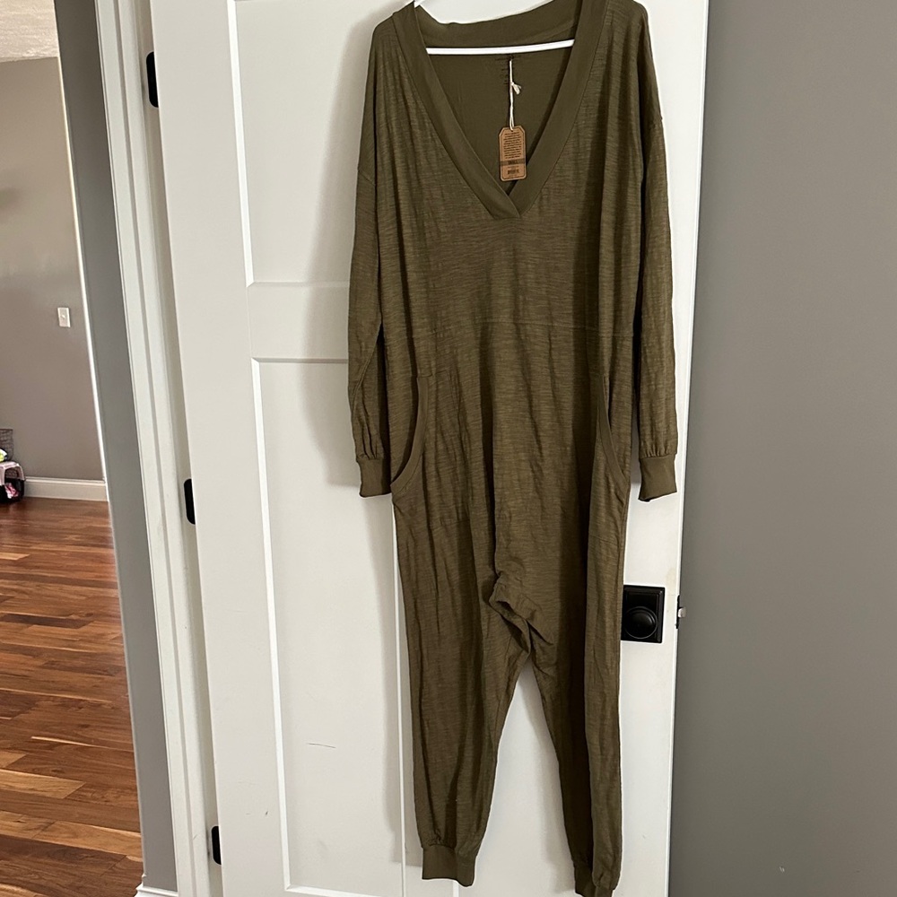 NATURAL LIFE Olive Green Jumpsuit